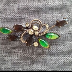 Joan Rivers Floral Brooch